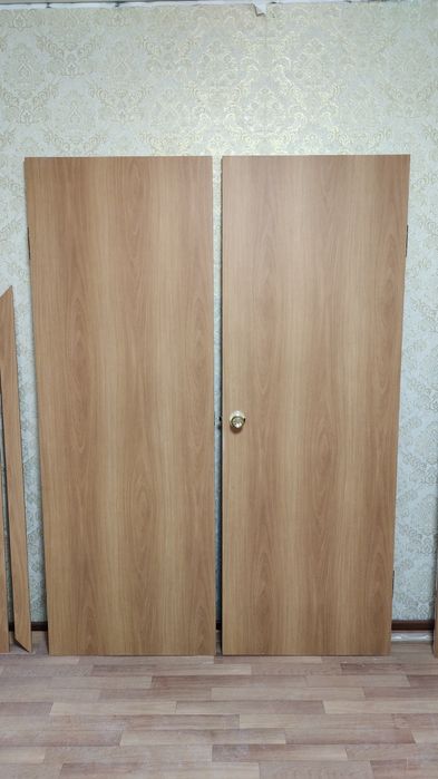 Продам  Двери  двух   створчетые
