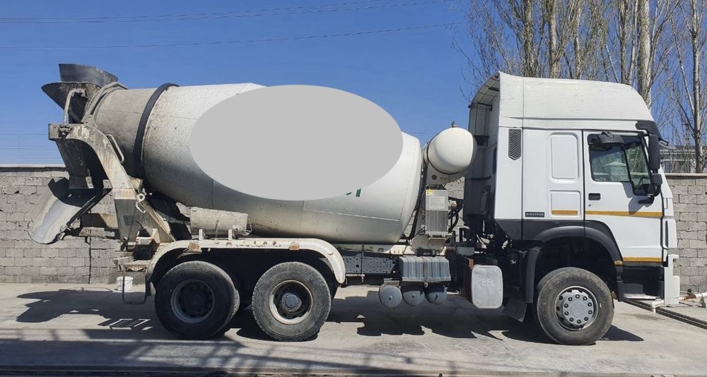 Миксер Howo 10 куб сотилади