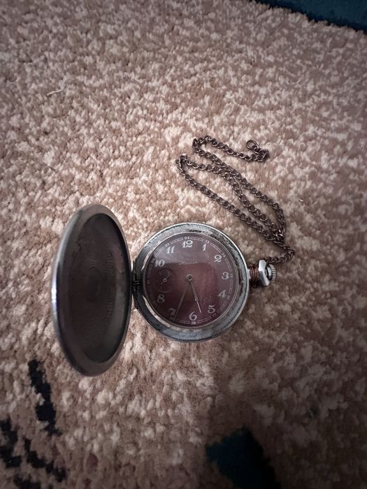Продам часы молния СССР