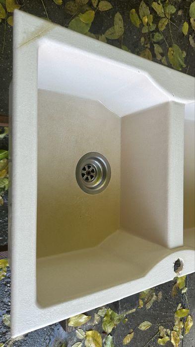 Vand chiuveta dubla din ceramica - crem