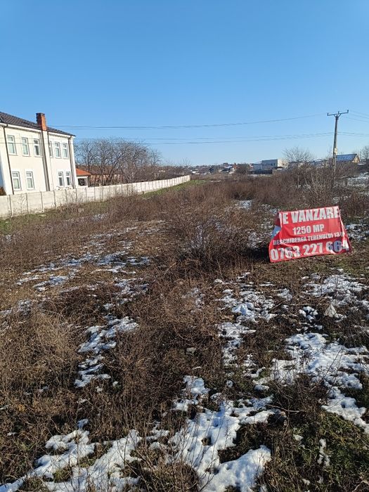 Teren intravilan 1250mp