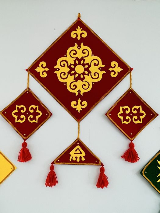 Национальный орнамент