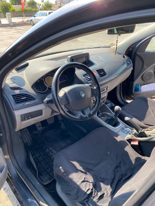 Renault Megane 2010 • 1.9 Diesel • Plafon Panoramic • Km Reali Verific