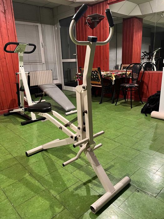 Уред за гръб - използващ телесно тегло