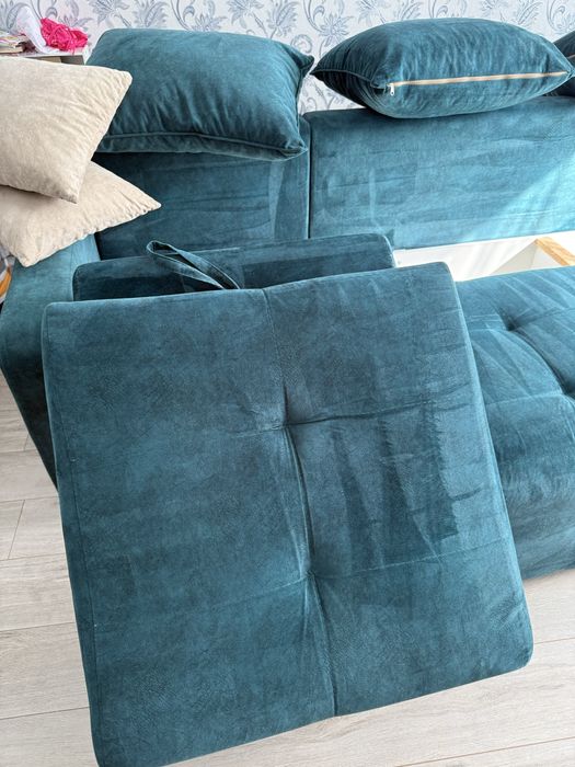 Срочно продам диван