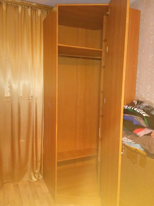 Продается спальный гарнитур