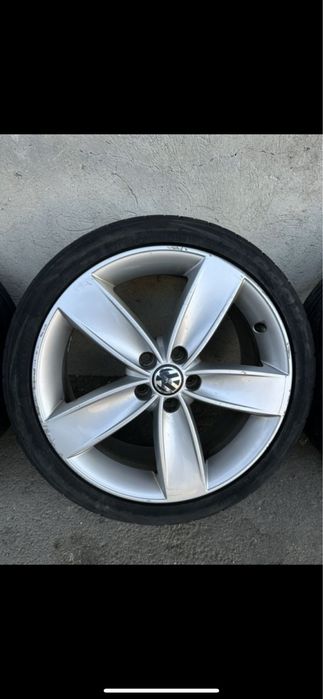 Jante Vw Passat Cc Eos Scirocco Golf cu cauc 215/40/R17 7jx17et46
