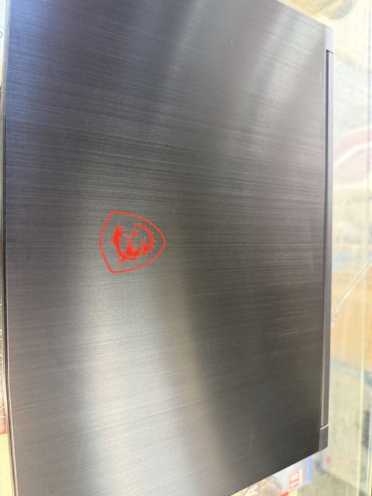 Msi gf63 thin 10scsr-1020xbg i7 10750 2,6 rtx1650ti 4gb