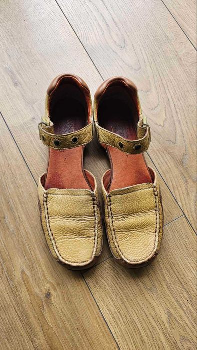 Дамски обувки CAMEL Active, размер 40, употребявани