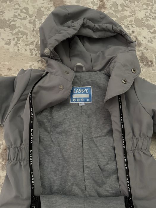 Продам осенний - весенний детский комбинезон