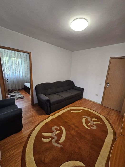 Inchiriez apartament 2 camere