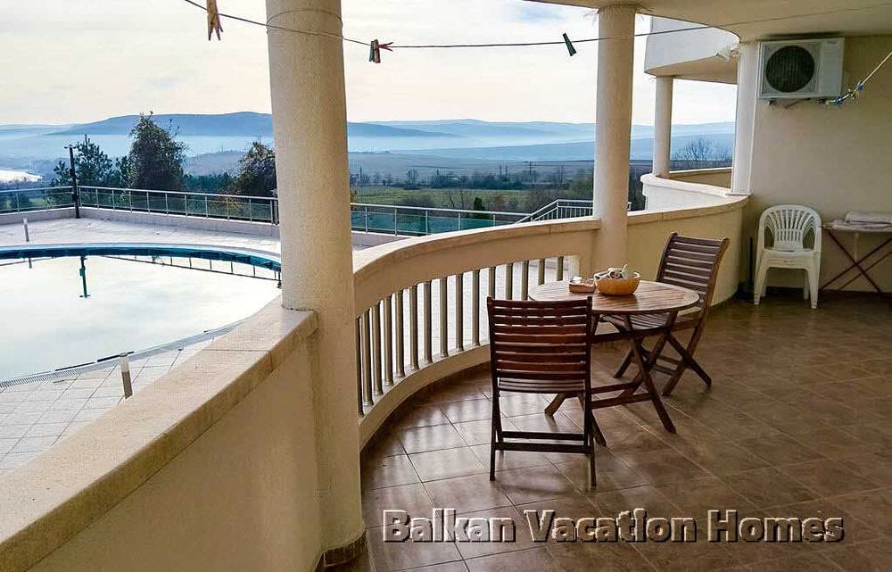 Продава се Тристаен апартамент в Бяла - 109 кв.м за 417 €/кв.м - Снимка #6