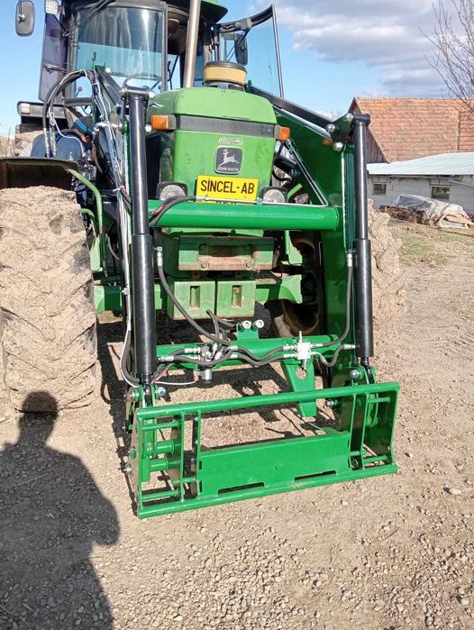 Incarcator frontal VARRO III - VARRO III-S