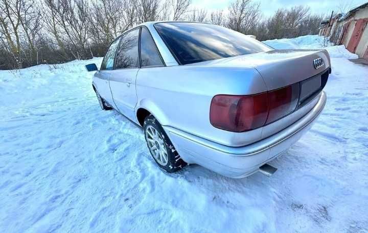Audi 80' 1990  год