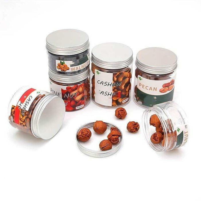 Borcan-Recipient plastic cu capac de ALUMINIU / 150 ML.