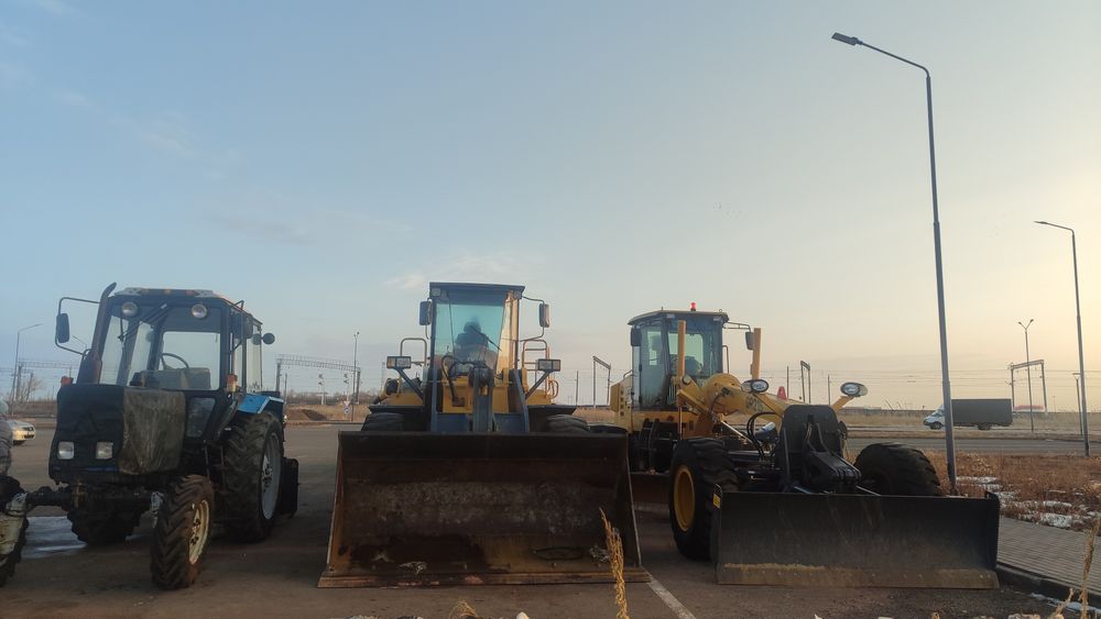 Услуги погрузчика/грейдера