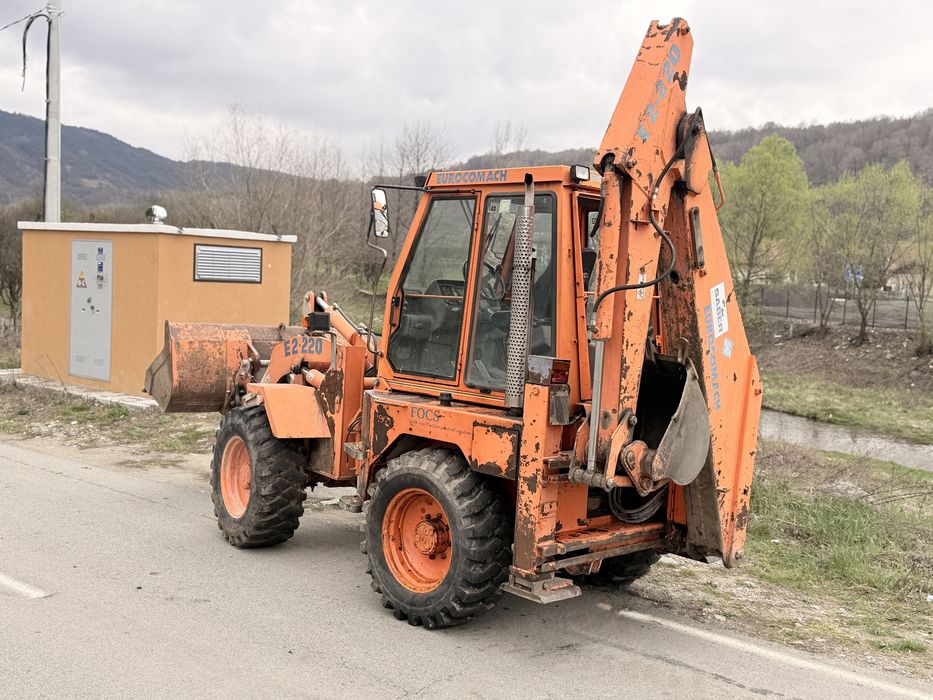 Vand BuldoExcavator Eurocomach 4x4 Import Italia !