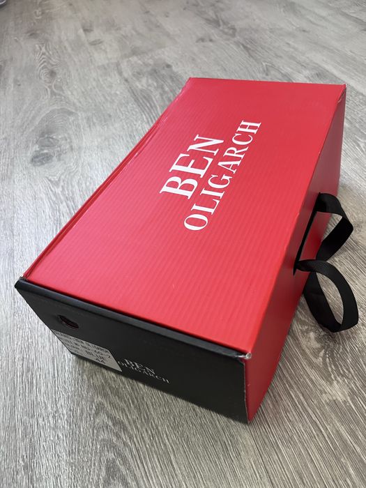 Новые кроссовки от BEN OLIGARCH