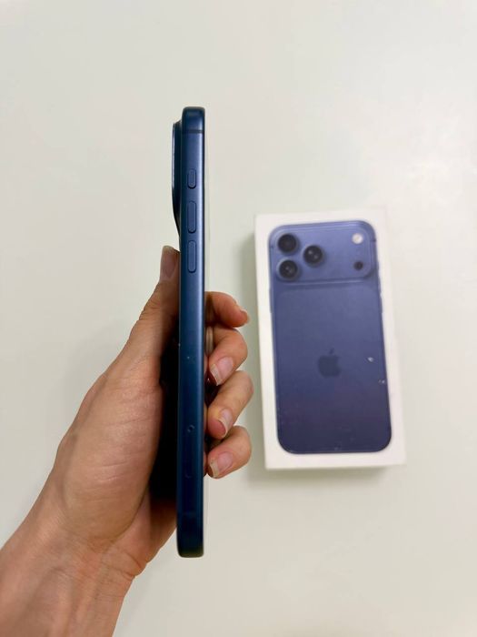 Продам iPhone 17 pro