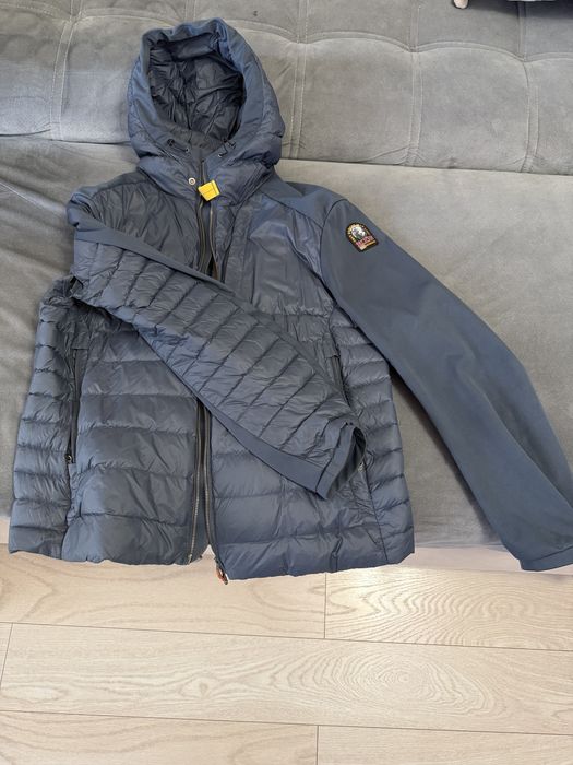Продам микро пуховик Parajumpers
