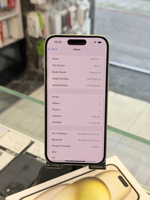 Apple iPhone 15 128GB Yellow