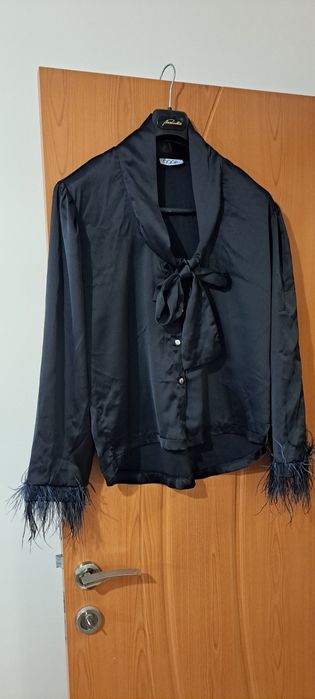 Дамска черна риза