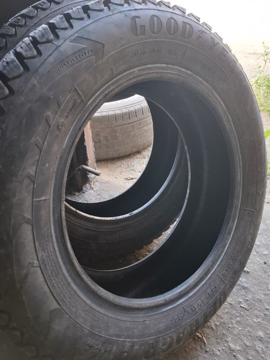 Продам зимнюю шину