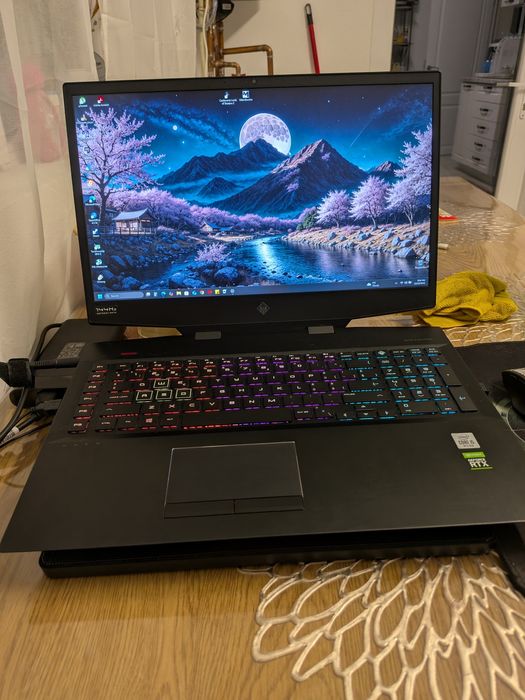Laptop gaming HP Omen 17" RTX 2060 i5 10300H