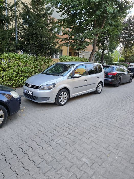 VOLKSWAGEN Touran 2012 — imagine 3