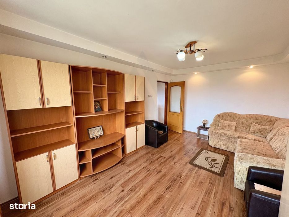 Apartament 2 camere decomandat cu balcon și pivniță în Vasile Aaron — fotografia 1
