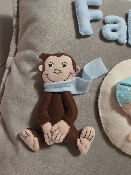 Perna decorativa personalizata