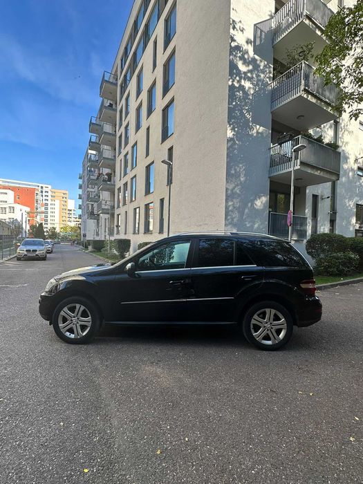 MERCEDES-BENZ ML-Class 2010 — imagine 3
