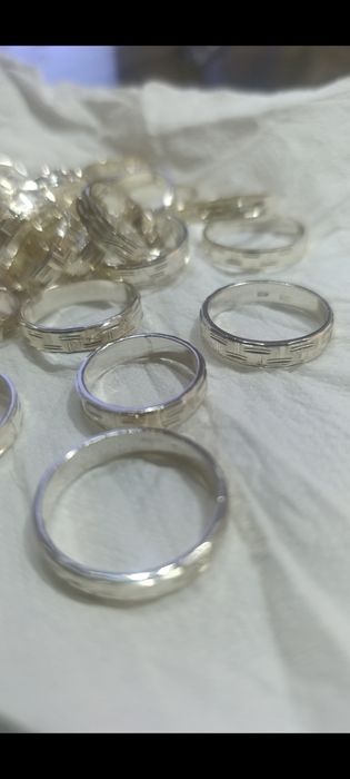 Кумуш узук , эркаклар никох узуги Проба 925 размери 18 -23 вес 4-6 г