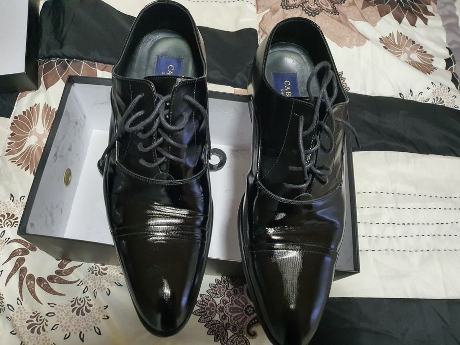 Pantofi CABANI numărul 45