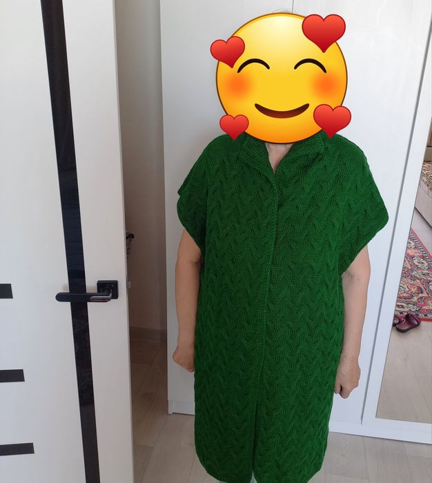 Продам кардиган безрукавка