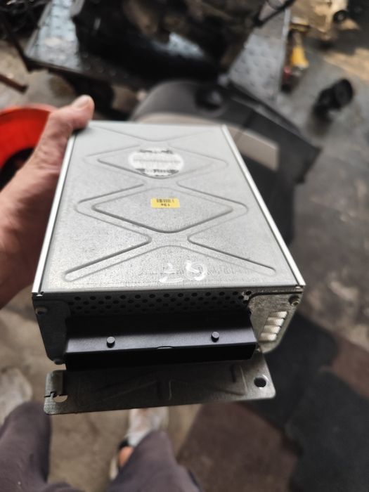 Усилвател Audi Q7 4L