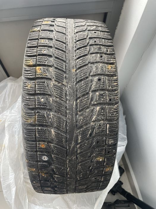 Продам шины 225/45 R17
