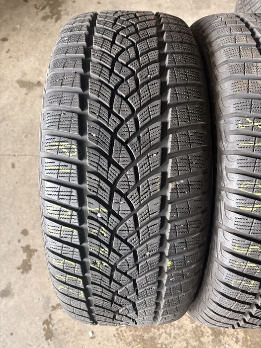 Anvelope iarna 235/50/18 GoodYear UltraGrip Performance 235 50 18 R 18