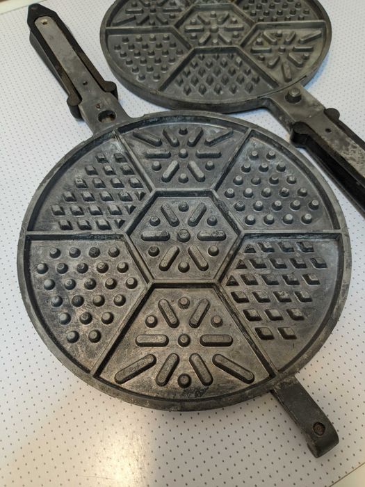 Вафельница печенница на газовую плиту. Форма для выпечки.