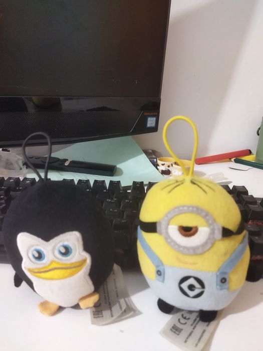 Продаю игрушки все