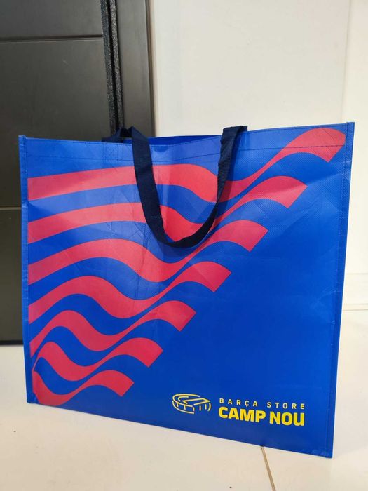 тениска Nike FC Barcelona сезон 22/23, жълта, M, MESSI, НОВА