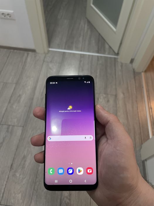 Vând samsung s8 fulbox