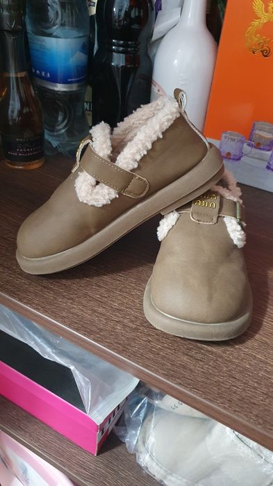 Детские зимние ботинки