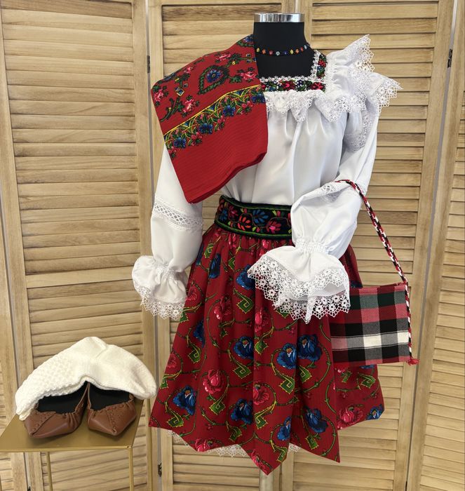 Costum traditional de Maramures pentru femei set complet
