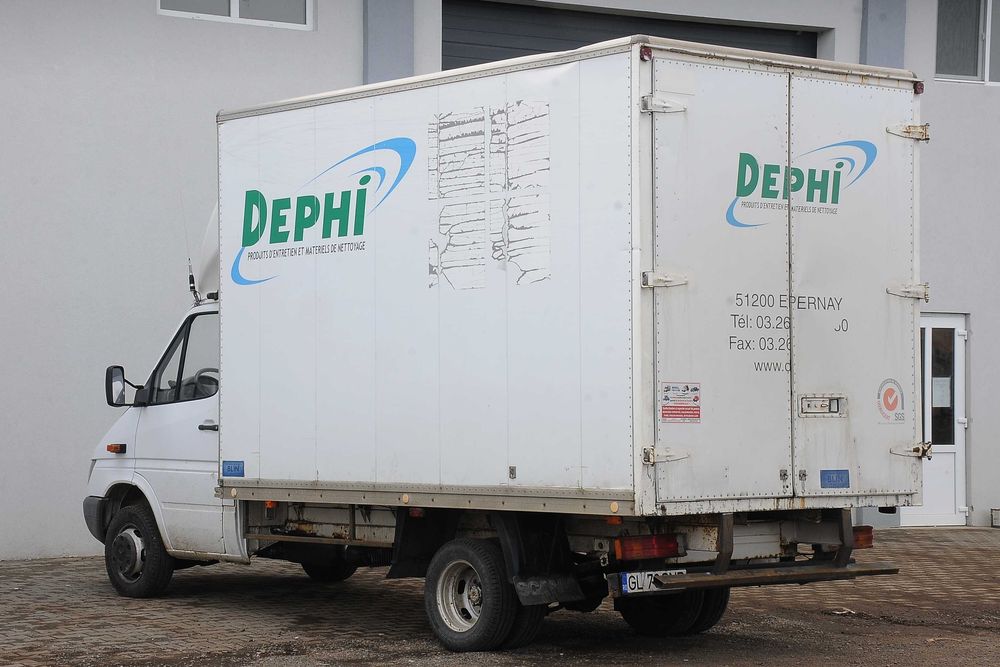 MERCEDES Sprinter 416 2005 2.7CDi 160 CP E3 cat. B, Proprietar