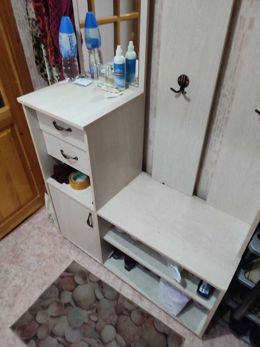 Прихожая б/у шкаф
