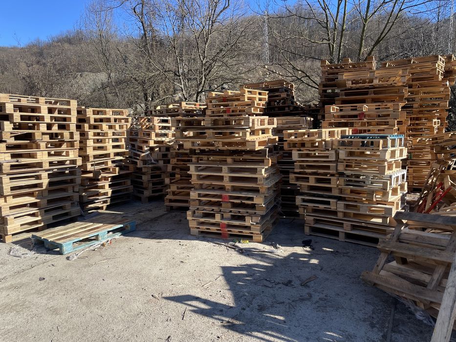 Палети различни размери