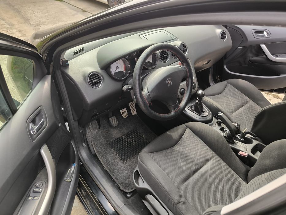 Vand Peugeot 308 SW 1.6 HDI 112 cp din 2011 euro 5 Perfecta stare