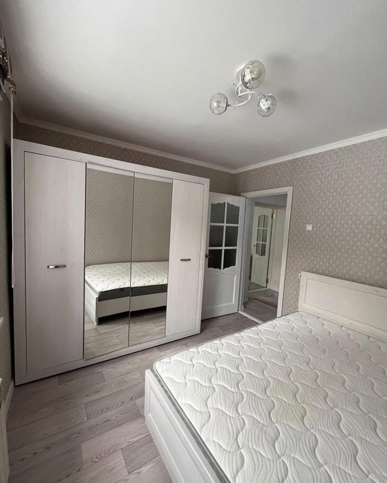 Продам 2-х, Сатпаева 23 1995 г п  1 эт