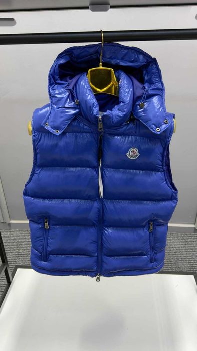 мъжки елек Moncler